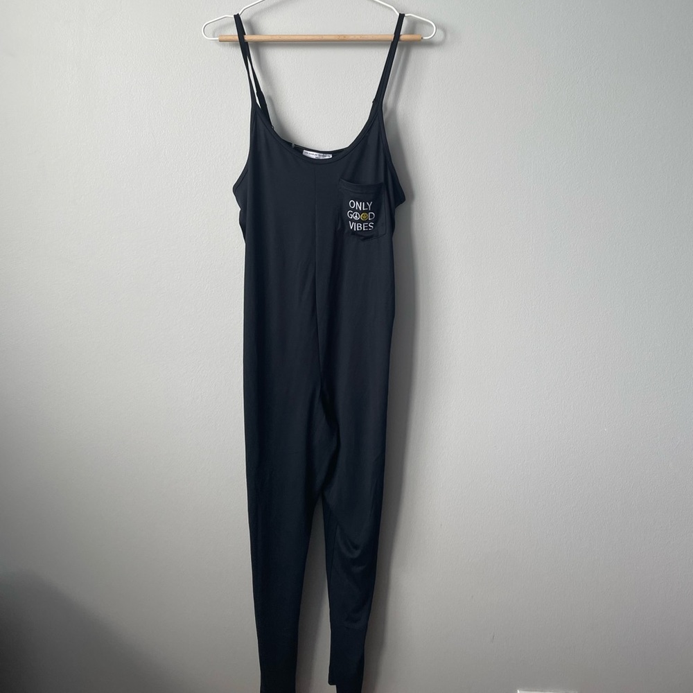 NWT LOS ANGELES TRADING COMPANY ONLY GOOD VIBES ROMPER SIZE Medium / Large